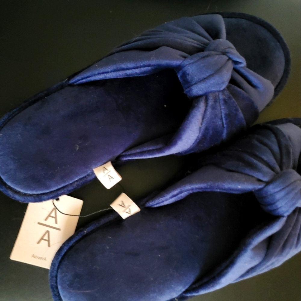 Chic velvet slide slippers